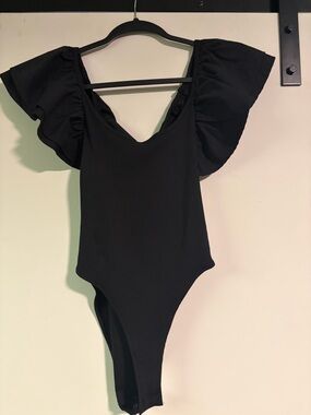 Zara Black Ruffle Sleeve Bodysuit